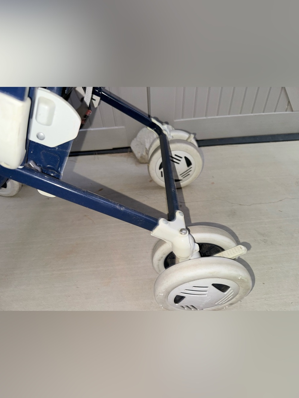 Vintage Graco 1980’s “790ND Series” Navy Polka Dot Stroller with Cream Accents - Picture 17 of 17
